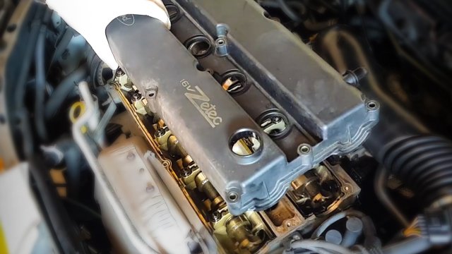 Valve Cover Gasket Replacement Step By Step Detailed Guide.jpg