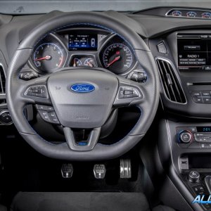 2016-Ford-Focu-RS-147-876x535.jpg