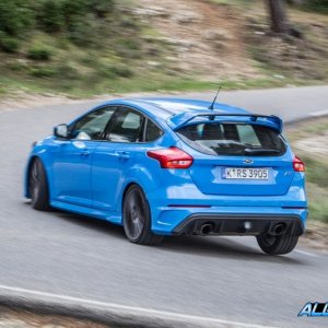 2016-Ford-Focus-RS-113-876x5351.jpg