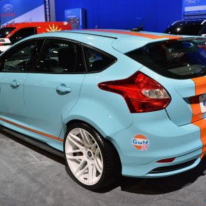 03-ford-focus-st-sema-2013-1.jpg