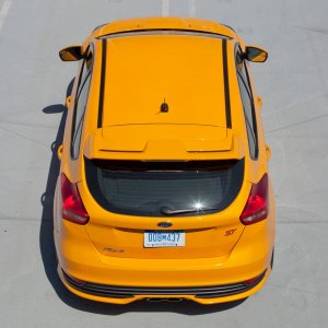 2015-Ford-Focus-ST-rear-top-view.jpg