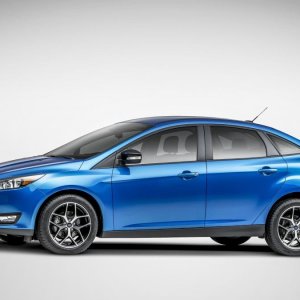 15fordfocus_01_hr.jpg