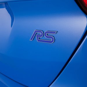 16FordFocusRS_09_HR.jpg