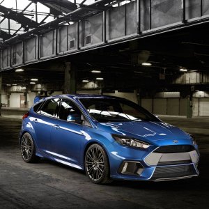 FordFocusRS_01.jpg