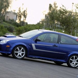 Saleen-Ford_Focus_S121_N2O_2005_1600x1200_wallpaper_05.jpg