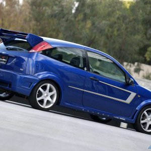 Saleen-Ford_Focus_S121_N2O_2005_1600x1200_wallpaper_22.jpg